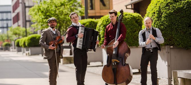 24. Oktober 2020 – „The Klezmer Tunes“ 24. Oktober 2020 – „The Klezmer Tunes“